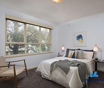 11/36 Westbury Street, ST KILDA EAST, VIC - Photo 5