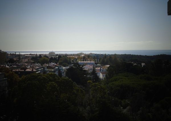 Apartamento T2 Totalmente Mobilado Cozinha Equipada Quinta do Marquês/ Oeiras