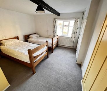 3 bedroom terraced house to rent - Photo 4