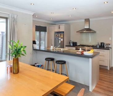 HALSWELL – THREE BEDROOM, TWO BATHROOM, DOUBLE GARAGE - Photo 5