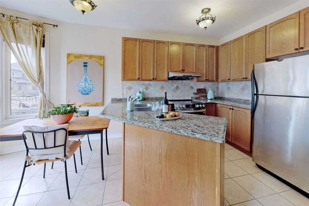 For Lease - 41 Thistle Avenue, Richmond Hill, Ontario - Photo 1