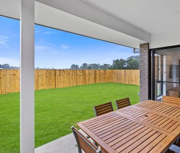 3/11 Macadamia Cct, Park Ridge, Qld 4125 - Photo 2