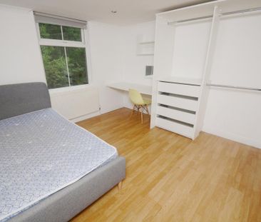 1 bedroom townhouse to rent - Photo 2