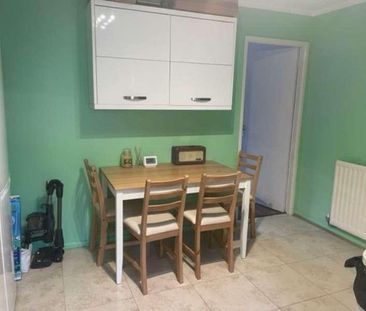 Farmington Drive, Witney, OX28 - Photo 6