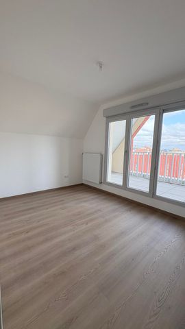 Location Appartement 4 pièces 105m² DUNKERQUE 59140 - Photo 4