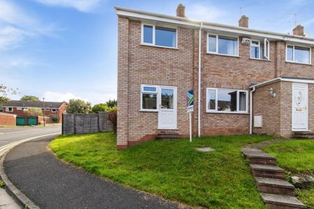 6 bedroom end of terrace house to rent - Photo 2