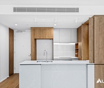 Luxury West End Apartment with River Views - Photo 5