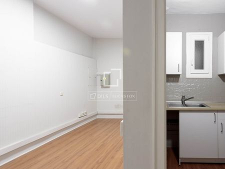 Luxury office for rent in Castellana, Madrid - Photo 3