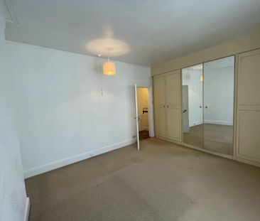 3 Bed Terraced House, Wenlock Road, L4 - Photo 3