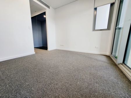 2 bed 2 bath-908 - Photo 2