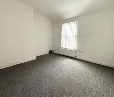 Graham Street, St Helens. WA9 1LX - Photo 2