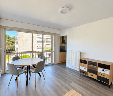 Studio - Aix-En-Provence (13100) - 24.79 m² - - Photo 2