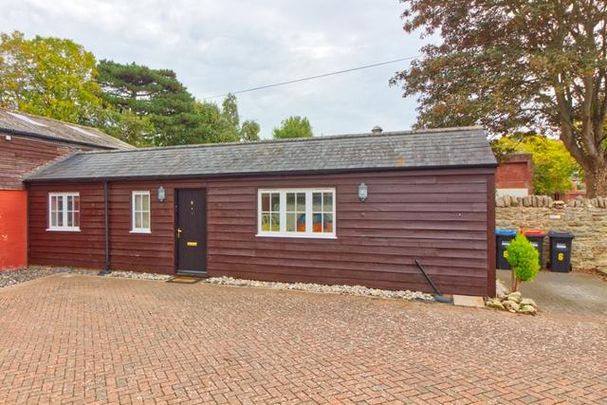 1 bedroom maisonette to rent - Photo 1
