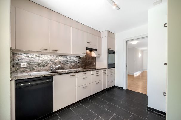 Attraktive Wohnung an beliebter Wohlage in Zollikon - Foto 1