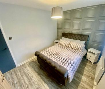 3 bedroom flat to rent - Photo 5