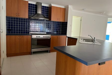 Spacious Family Home with Double Living Areas in Prime Lynbrook Location - Photo 3