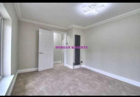 Scarletts, Basildon, Essex, SS14 - Photo 4