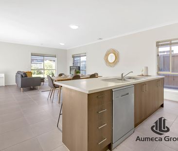 Spacious Double-Storey Living in Riverwalk Estate - Photo 6