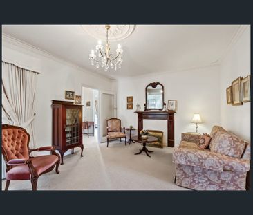 BEAUTIFUL FAMILY HOME AVAILABLE IN GRANGE - Photo 2