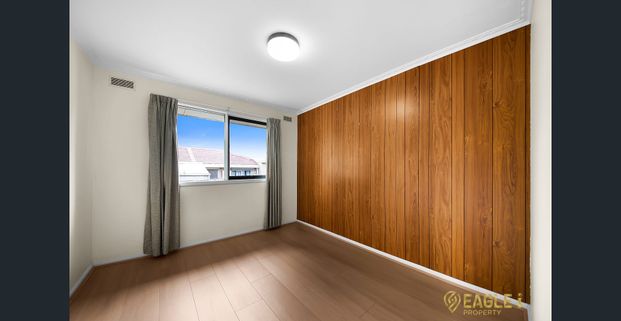 Spacious Family Home. Ready To Move In - Photo 1