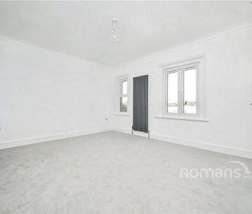4 bedroom detached house to rent - Photo 5