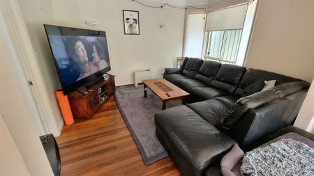 Beacon Hill - Photo 3