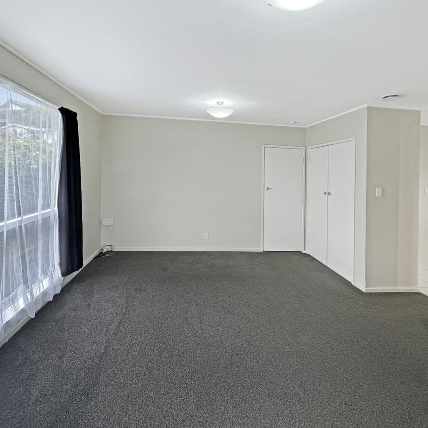 2 Bedroom in Maungaraki - Photo 1