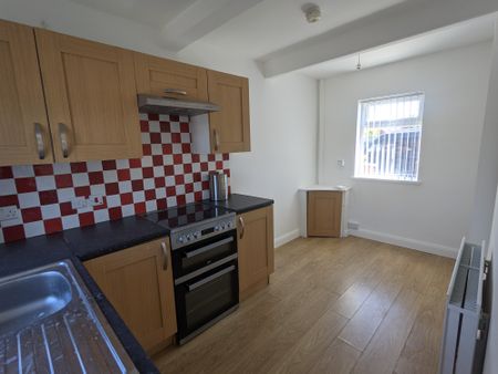 49 Seaview Drive, Belfast, BT15 3NB - Photo 3