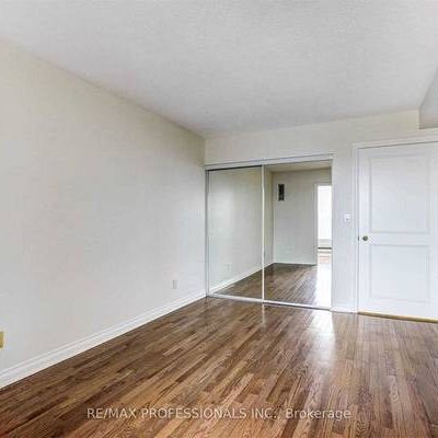 Lake Shore And Park Lawn Spacious 1Bdrm +Den Near Downtown, Shopping - Photo 4