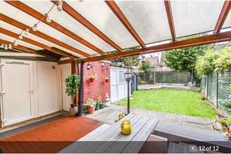 3 bedroom semi-detached house to rent - Photo 5