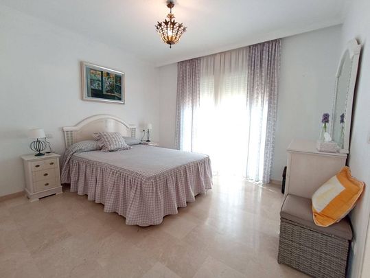 4 room luxury Semidetached House for rent in Benalmádena, Spain - Photo 1