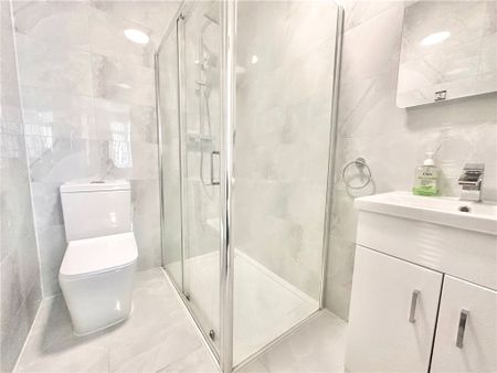 Church Stretton Road, Hounslow, TW3 2QP - Photo 4