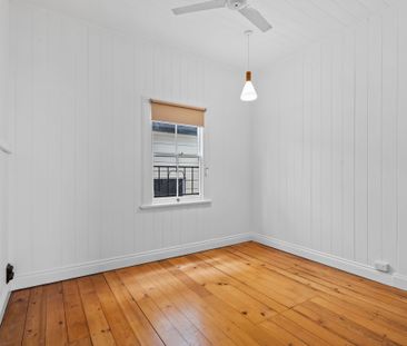 Charming Fully Renovated Queenslander - 3 Bedrooms - Photo 2