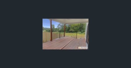 Modern Double Storey Townhouse in Prime Nambour Location - Photo 5