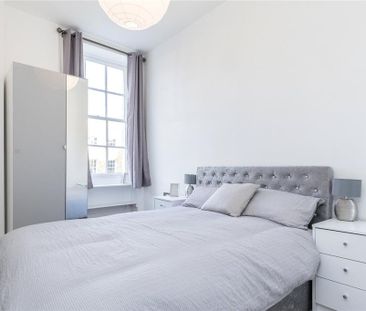 3 bedroom apartment to rent - Photo 3