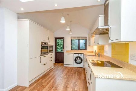 Basingbourne Close, Fleet, Hampshire, GU52 - Photo 4