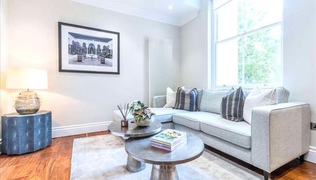 Kensington Gardens Square, Bayswater, London, W2 - Photo 2