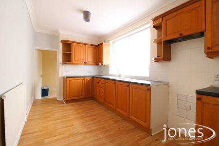 3 bedroom terraced house to rent - Photo 2