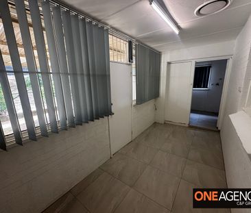 Family Home Minutes Away From Liverpool CBD - Photo 6