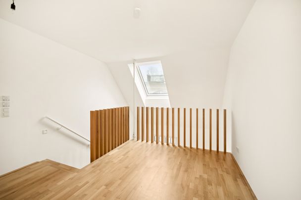 TRAUMHAFT MODERNE DG-WOHNUNG IN MAUER - Photo 1