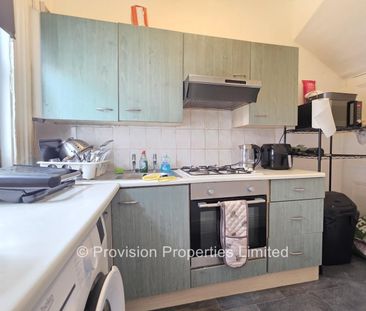 2 Bedroom Student Property - Photo 4