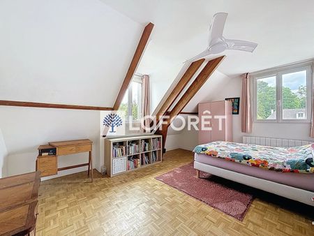 House - Photo 2