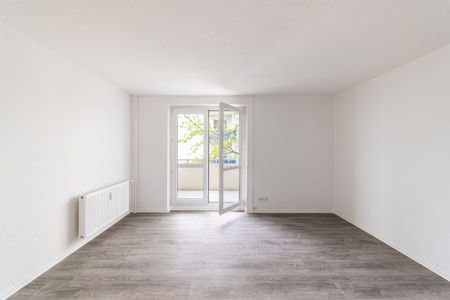 Attraktive 3 Zimmer-Erdgeschosswohnung mit Balkon in Merseburg Nord - Photo 5