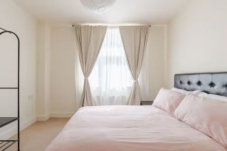 2 Bed Flat, Blunden Court, SW6 - Photo 5