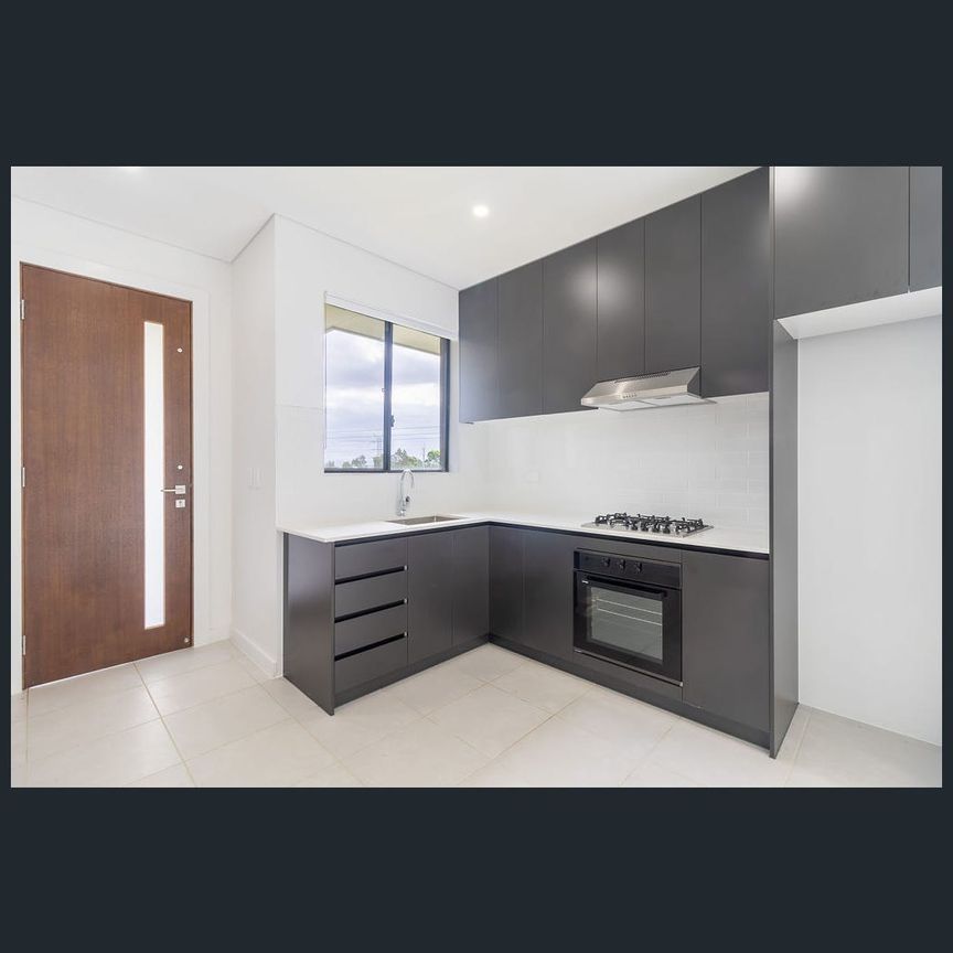 17a Stanham Circuit, Gledswood Hills, NSW 2557 - Photo 1