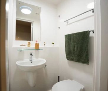 Classic Ensuite - Photo 1