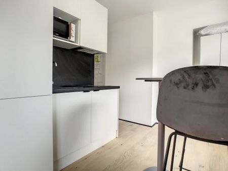 STUDIO MEUBLÉ - 21 m2 - 69001 - LYON - Photo 4