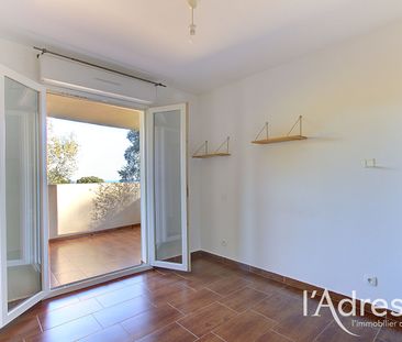 Location Appartement 3 pièces 67m² - Photo 3