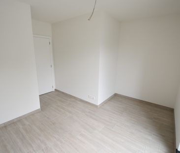 Energiezuinig nieuwbouwappartement met 2 slaapkamers in Sint-Niklaas - Photo 2