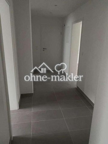 Helle 3,5-Zimmer-Wohnung im Erdgeschoss – Modern und Komfortabel im Stadtkern Tel: 017670307265 - Photo 4